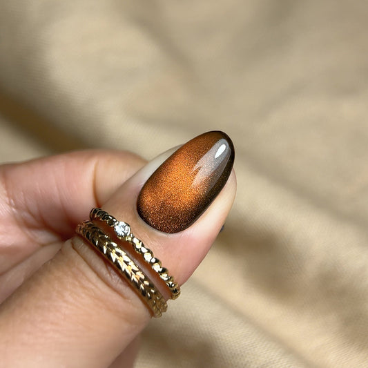 #568 Desert Glow - Cat Eye Gel Polish