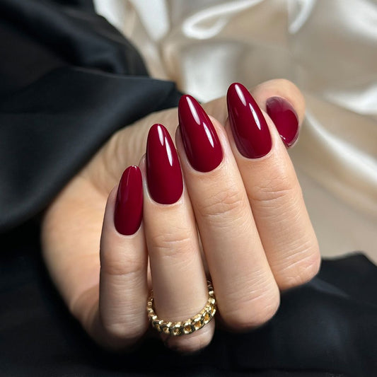 #576 Scarlet Lip Gel Polish