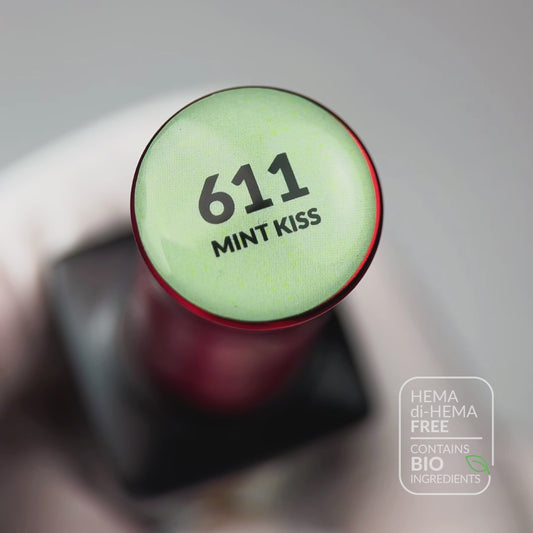 #611 Mint Kiss Gel Polish